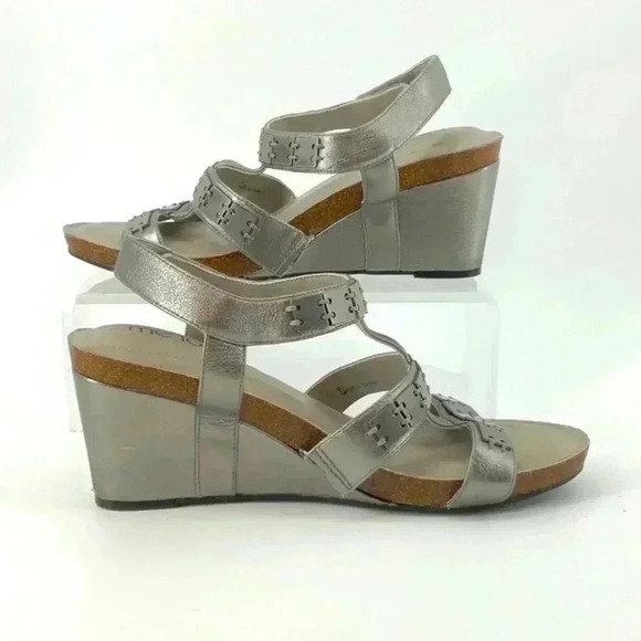 MEE TOO Cork  Sandals - Picture 1 of 5